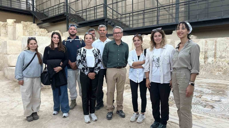 İş Bankası’ndan Muzalar Evi’ne Koruma Desteği