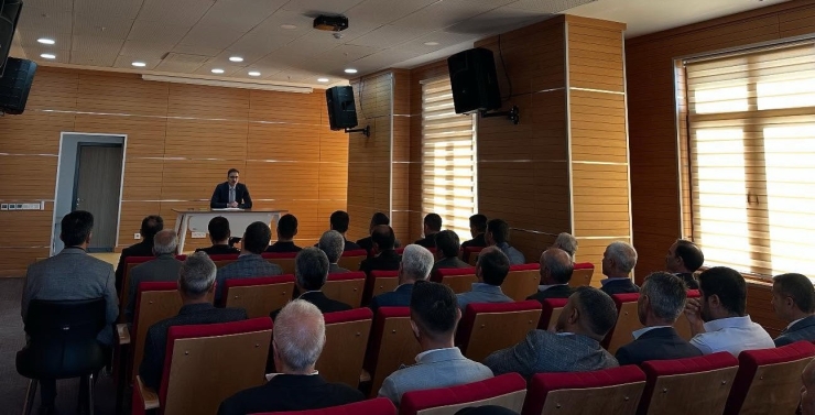 Kaymakam Yıldız, Muhtarlarla Toplantı Düzenledi