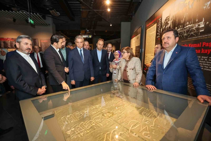 Ak Parti Genel Başkan Yardımcısı Demir: "25 Aralık Panorama Müzesi, Tarihi Canlandıran Kıymetli Bir Eser"