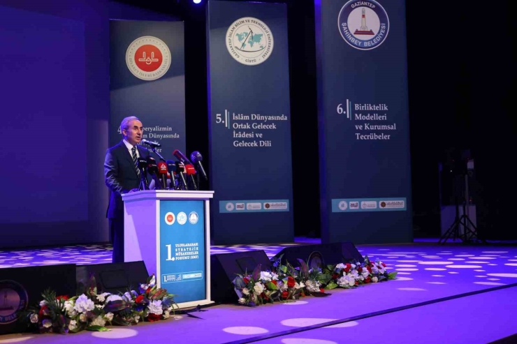 İslam Dünyasının Geleceği Gaziantep’te Masaya Yatırılacak