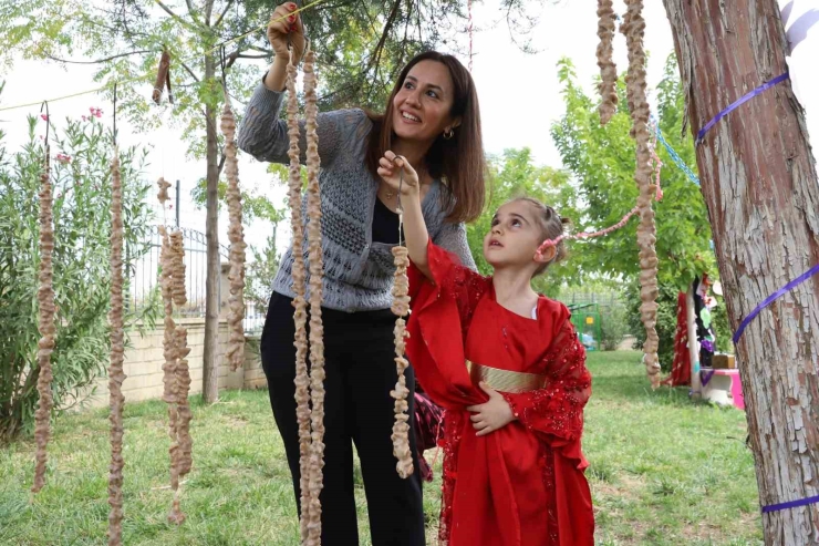 Çocuklara Festivalde Geleneksel Üretim Kültürü Tanıtıldı