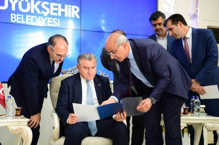 Bakan Bak: "güzel Projeler Kazandırıldıkça Gençlerimiz Faydalanacak, Desteklerimiz 2026’da Da Devam Edecek"