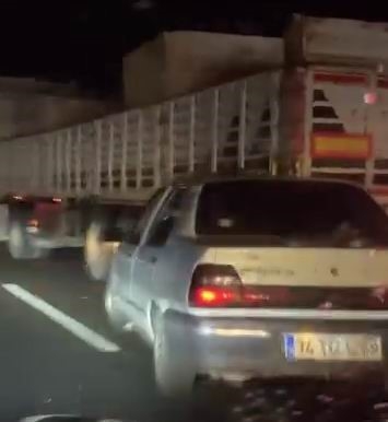 Diyarbakır’da Otomobil Tırın Altına Girdi: 1 Yaralı