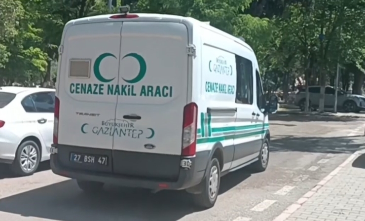 Gaziantep’te Arkadaşı Tarafından Bıçaklanan 13 Yaşındaki Çocuk Kurtarılamadı