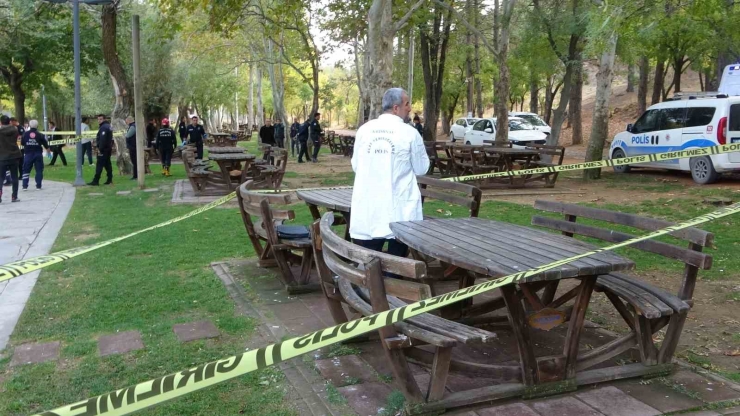Pikniğe Giden Öğrenciler Gölette Kadın Cesedi Buldu