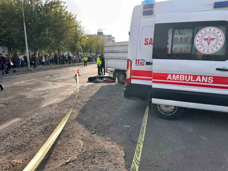 Siverek’te Motosiklet Sürücüsü Hayatını Kaybetti
