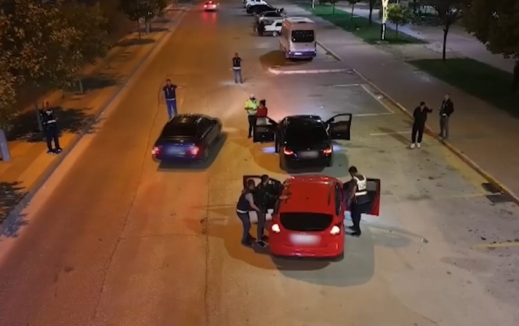 Gaziantep’te Polisten ’huzur-27’ Uygulaması: 14 Şahıs Yakalandı