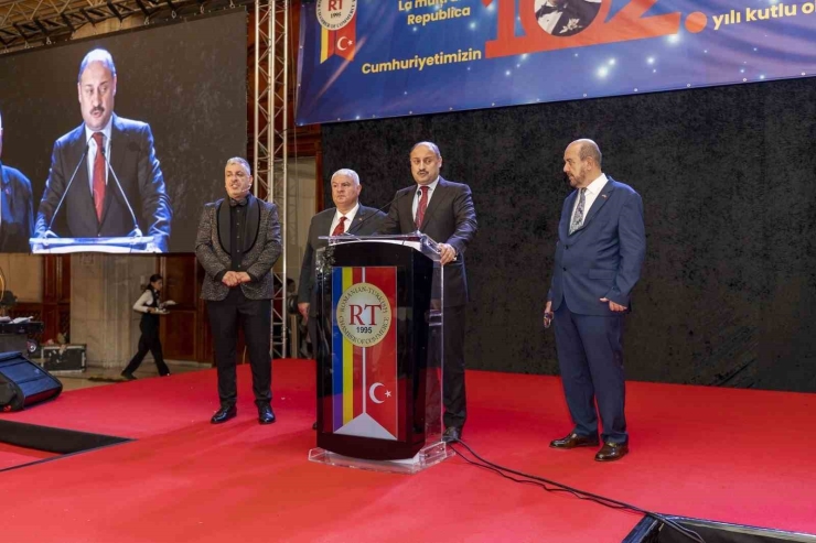 Gülpınar’a "yılın En Başarılı Belediye Başkanı" Ödülü
