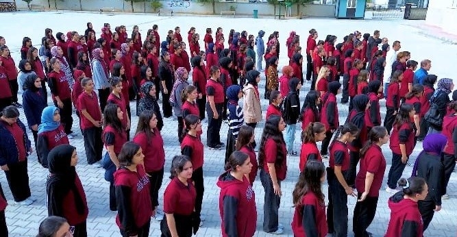 Atatürk Kız Anadolu Lisesi’nde Cumhuriyet Bayramı Coşkusu