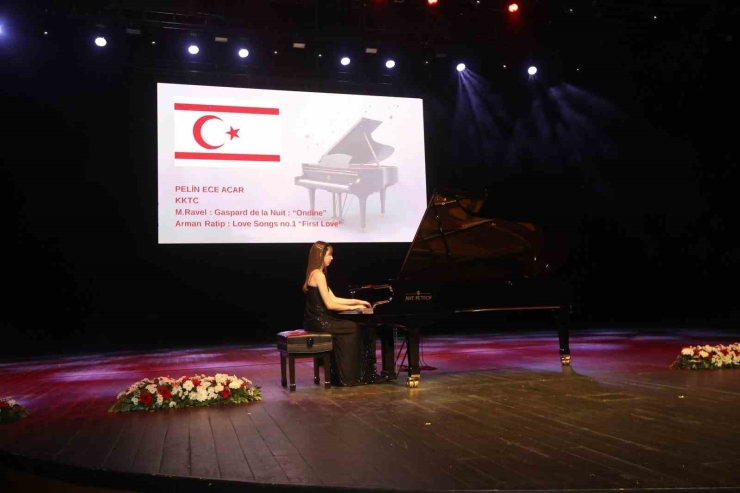 Gaziantep Büyükşehir’den 29 Ekim’e Özel Türk Dünyası Piyanistleri Buluşması Konseri