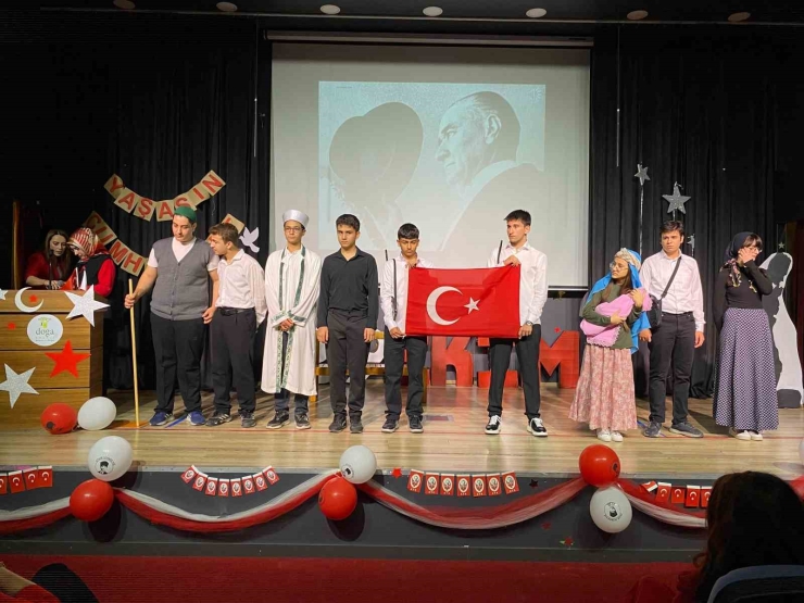 Doğa Kolejinde Cumhuriyet Bayramı Coşkusu