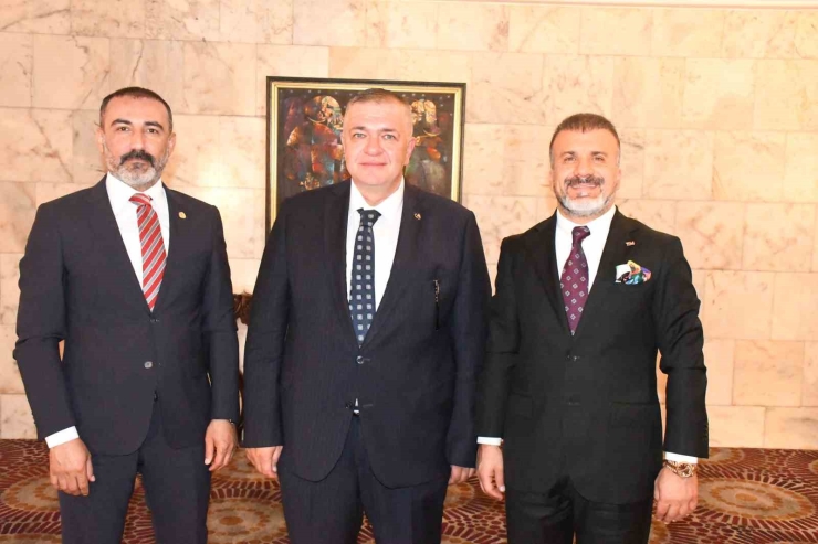 Tim Suriye Masası Başkanı Celal Kadooğlu: "suriye’nin Yeniden İmarında Türk Firmalar Etkin Rol Üstlenecek"