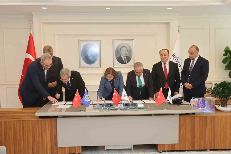 Gaziantep Büyükşehir’den Doğu Ve Güneydoğu Anadolu’ya Hizmet Edecek Merkez