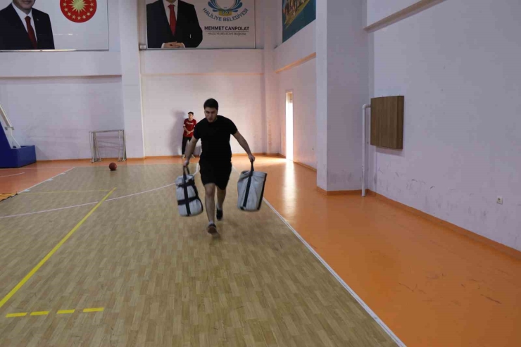 Haliliye Belediyesi’nin Kurslarıyla Gençler Hedefine Ulaşıyor