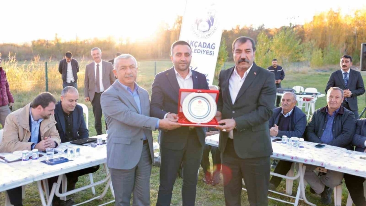 Ak Parti Heyeti Akçadağ’da Muhtarlarla Buluştu