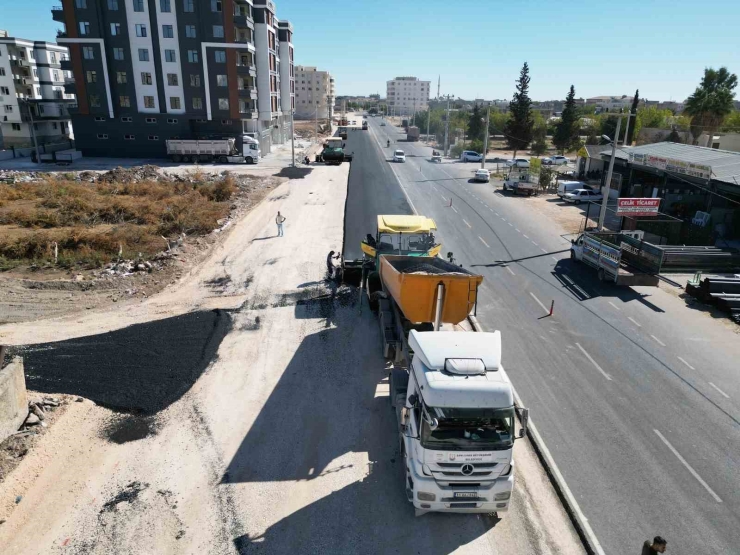 Büyükşehir Belediyesi’nden Yol Genişleteme Çalışması