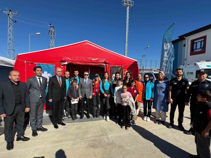 Eğil’de "sağlıklı Çocuk, Sağlıklı Gelecek" Etkinliği