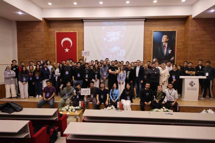 "hkü Game Jam 2025"te 120 Oyun Geliştiricisi Buluştu