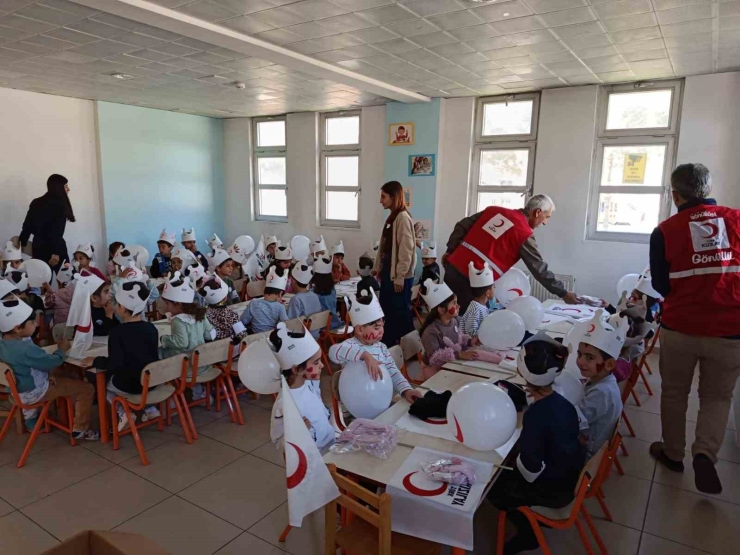 Dicle’de Kızılay Haftası Etkinlikleri