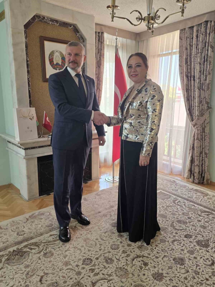 Satkof’tan Belarus İle Sağlık Köprülerini Güçlendiren Hamle