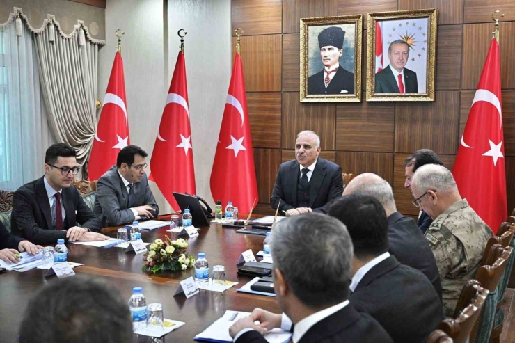 Diyarbakır Valisi Zorluoğlu’ndan Bağımlılıkla Mücadele Kararlılığı