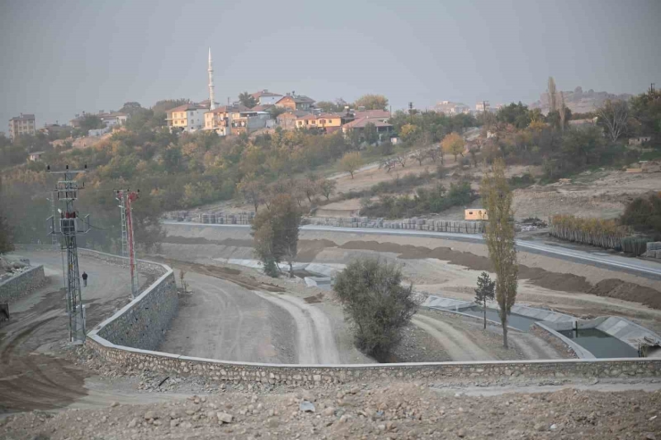 Taşkın, Meclis Üyeleriyle Yatırımları İnceledi