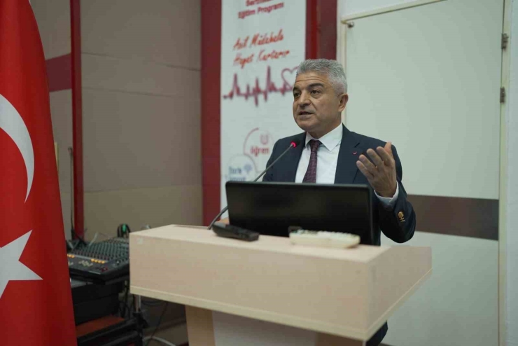 Uzman Doç. Dr. Dişli: "nakillerle Birçok Hasta Hayata Tutunmaktadır"