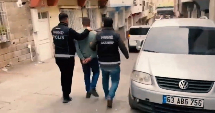 Gaziantep’te Uyuşturucu Ticareti Yapan Örgüt Çökertildi: 31 Kişi Yakalandı