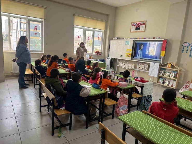 Öğrencilere Sağlıklı Yaşam Kültürü Eğitimi Verildi