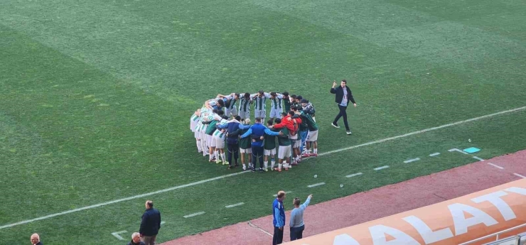 Nesine 3.lig: Malatya Yeşilyurtspor: 2 Hacettepe A.ş. Türk Metal 1963 Spor: 3