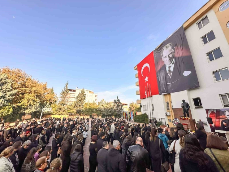 Gkv’de Atatürk Saygıyla Anıldı