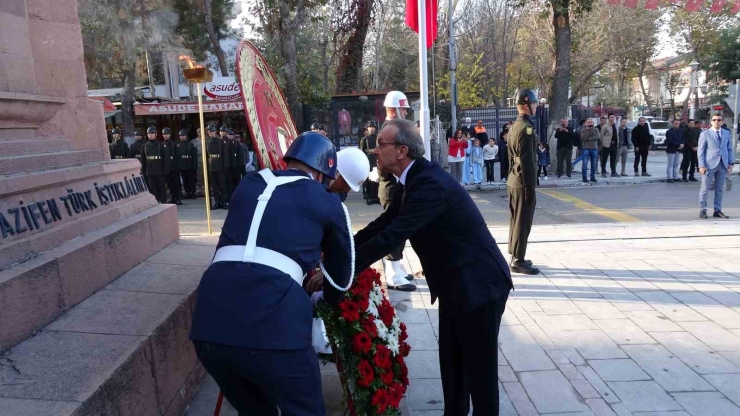 Malatya’da 10 Kasım Atatürk’ü Anma Töreni Düzenlendi