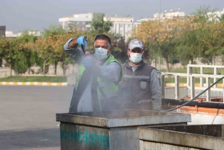 Büyükşehir Belediyesi Vektörle Mücadeleyi Sürdürüyor