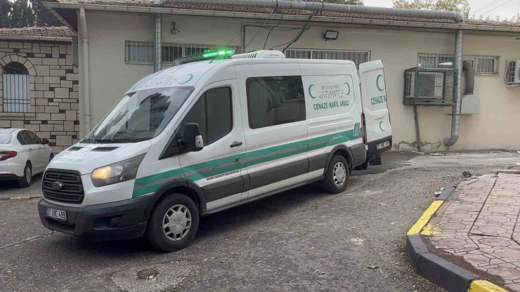 Ders Çıkışı Kalp Krizi Geçiren Öğretmen Kurtarılamadı