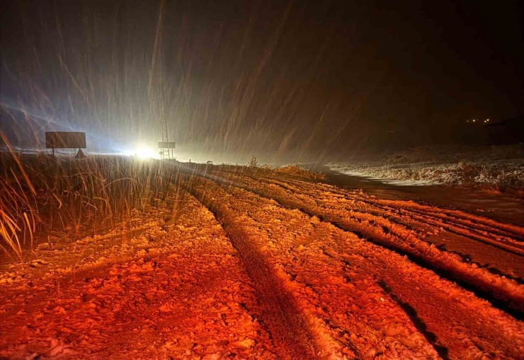 Malatya Kırsalında Kar Yağışı Etkili Oluyor