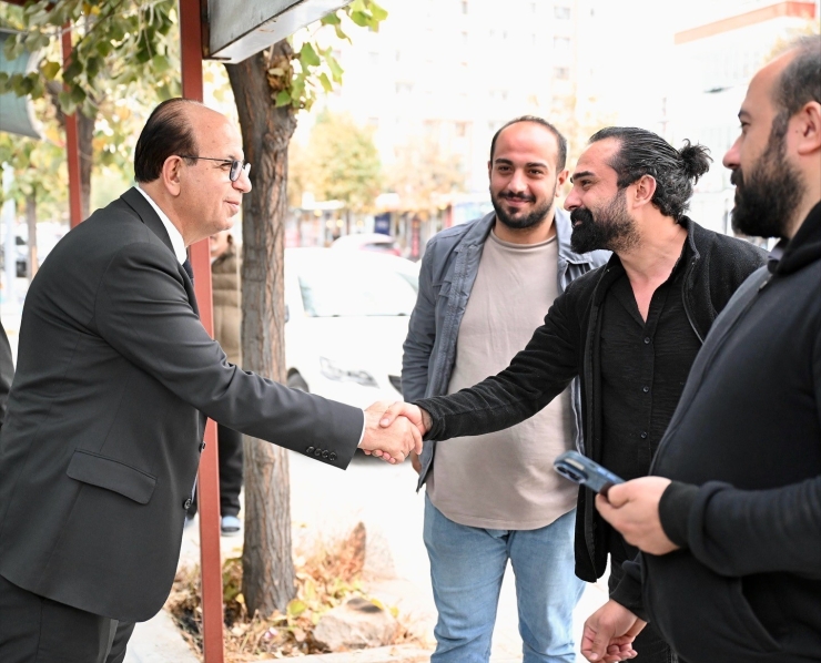 Başkan Geçit, Esnafın Görüş Ve Taleplerini Yerinde Değerlendirdi