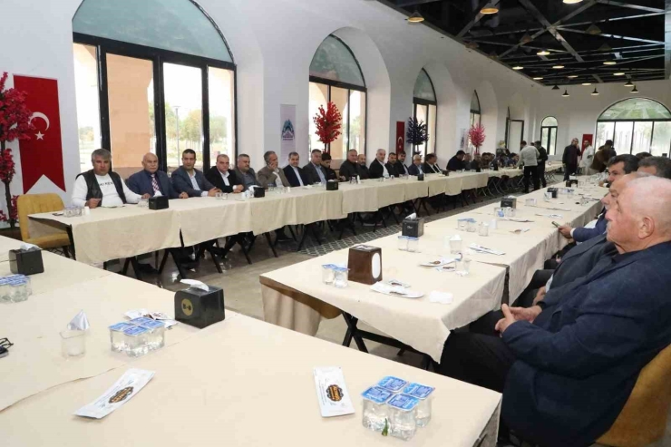 Eyyübiye’de Belediye Ve İlçe Esnafından Temizlik İçin Ortak Adım