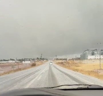 Kahta-sincik Yolunda Dolu Yağışı