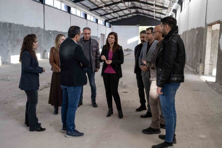 Diyarbakır’da Halk Ekmek Fabrikasında Çalışmalar Sürüyor