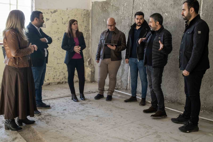 Diyarbakır’da Halk Ekmek Fabrikasında Çalışmalar Sürüyor