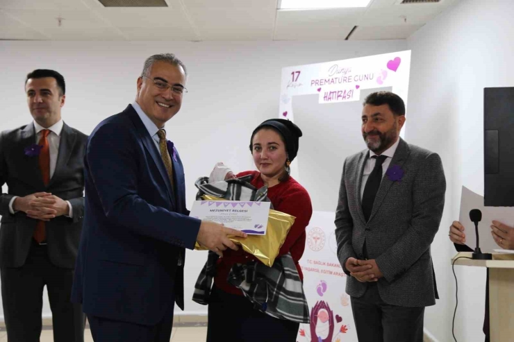 Diyarbakır’da Dünya Prematüre Günü Etkinliği