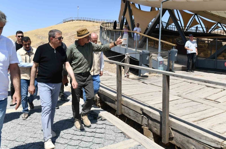 Göbeklitepe’ye 9 Günlük Tatilde Ziyaretçi Akını