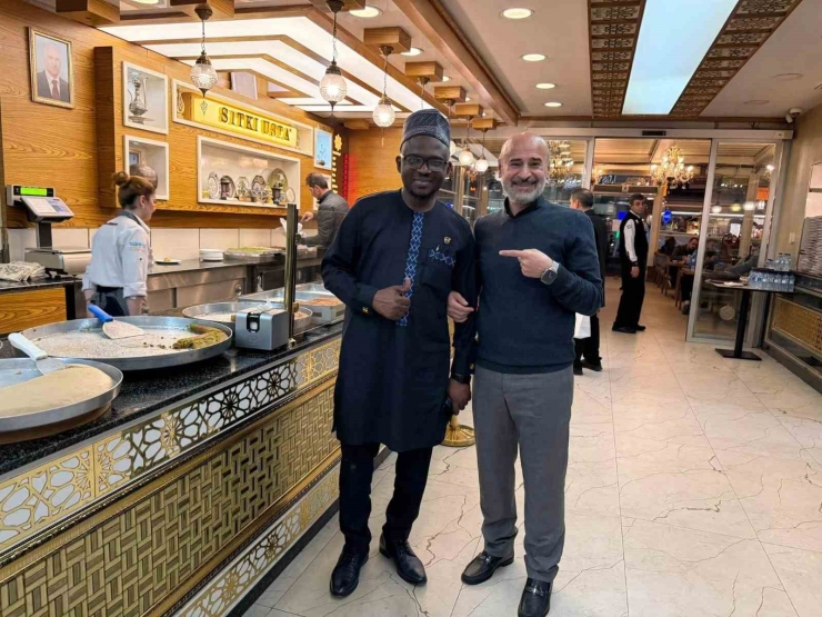 Sıtkı Usta Çukurambar Şubesi, Gana Büyükelçisi Nasiru-deen’i Ağırladı