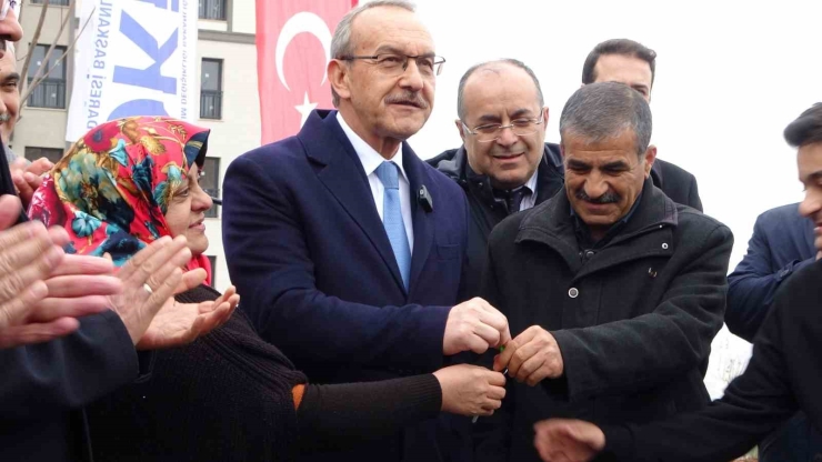 Malatya’da Deprem Konutlarının Anahtar Teslimi Sürüyor