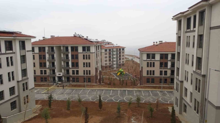 Malatya’da Deprem Konutlarının Anahtar Teslimi Sürüyor