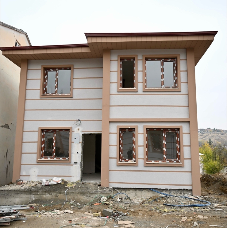 Başkan Geçit, "kadim Çırmıhtı, Köy Evleri Ve Restorasyon Projeleriyle Ayağa Kalkıyor"