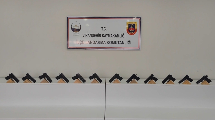 Şanlıurfa’da Çamaşır Makinesinden 12 Tabanca Çıktı