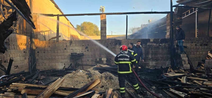 Şanlıurfa’da İş Yerinde Korkutan Yangın