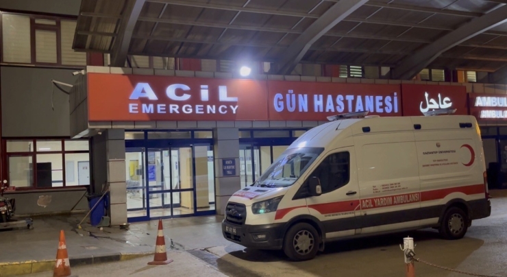 Gaziantep Geri Gönderme Merkezi’nde Zehirlenme Şüphesi: 56 Kişi Hastaneye Kaldırıldı