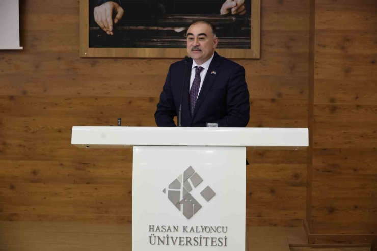 Hkü’de Türkiye-azerbaycan Dostluğu Ve Stratejik Ortaklığı